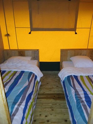 Wi-Fi gratuit, draps fournis