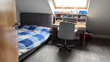 1 bedroom, WiFi, bed sheets