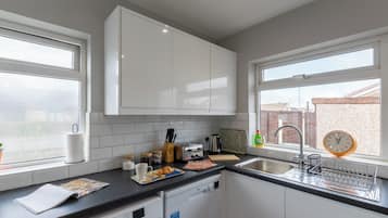 2 bedrooms