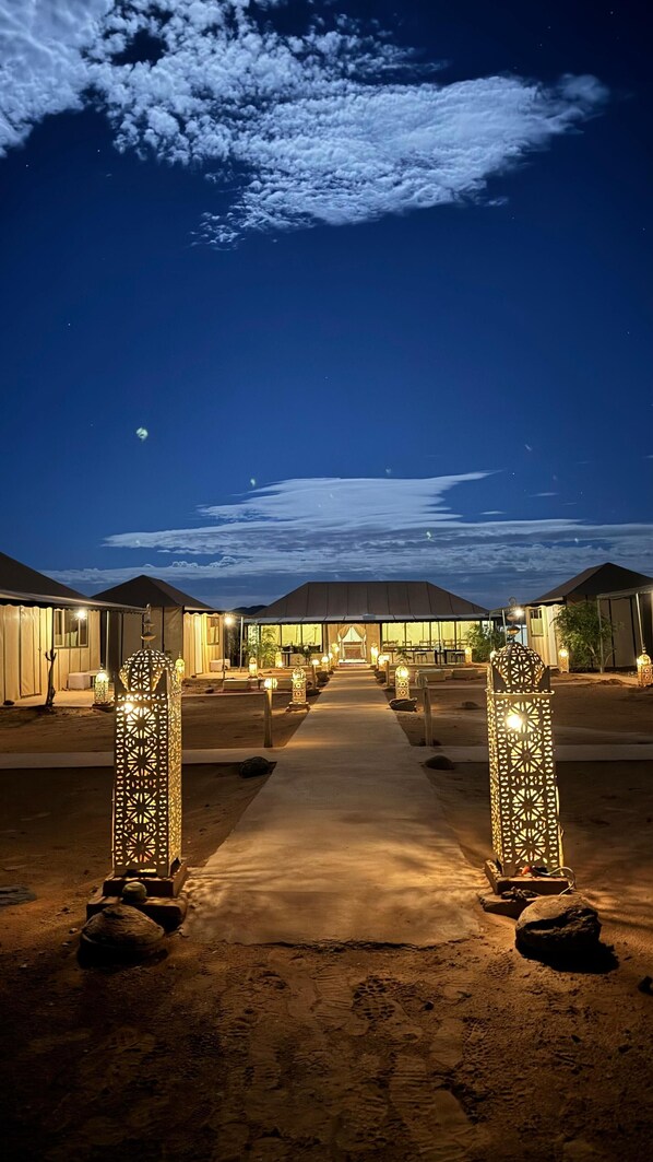 Premium bedding, down comforters, pillowtop beds, in-room safe - Original Desert Camp (Merzouga)