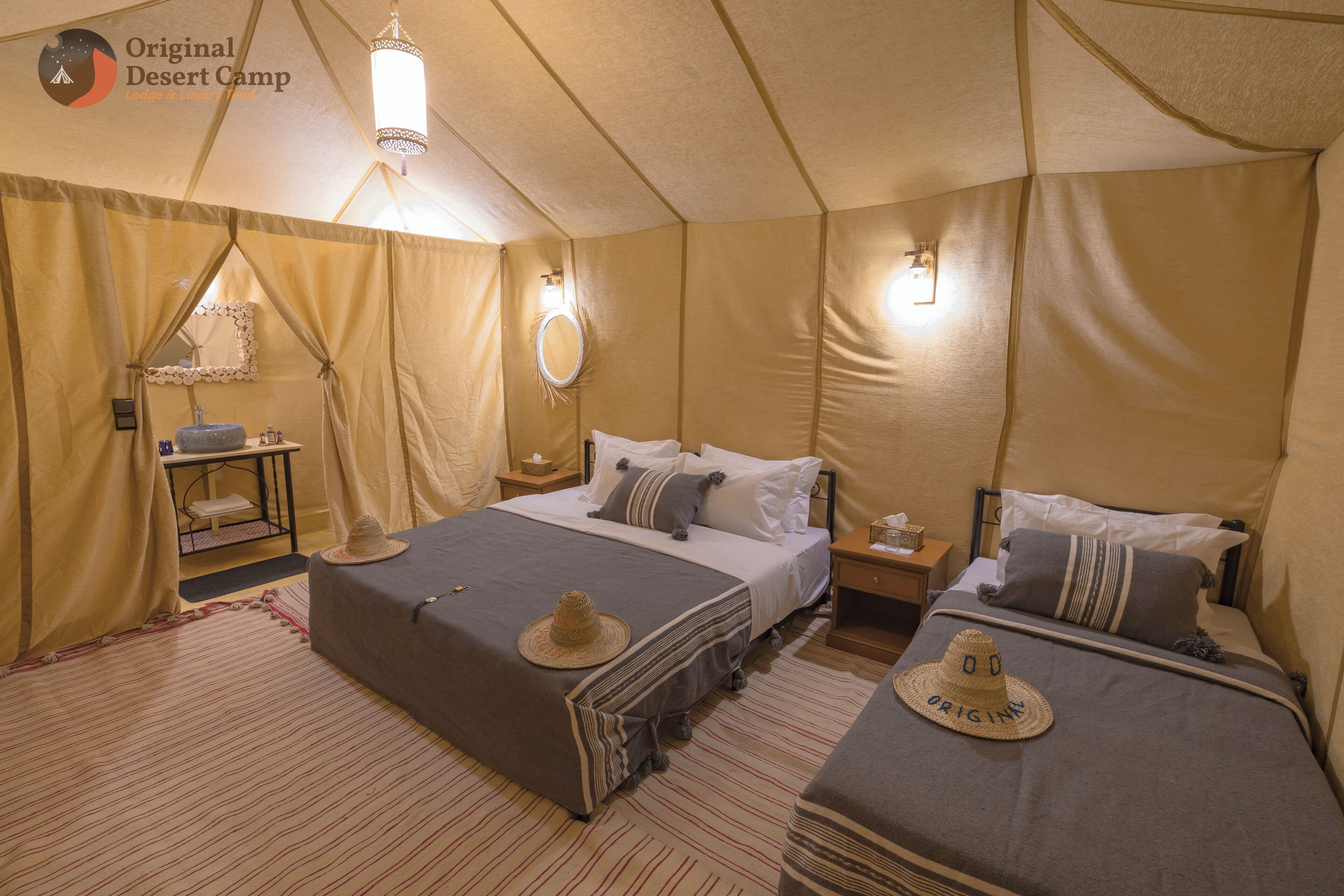 Tripla Deluxe, balcone, vista cortile | Biancheria da letto di alta qualità, copriletto in piuma