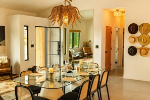 Dining - The Aspen Retreat by Gleb Savchenko | Joshua Tree (Morongo Valley)