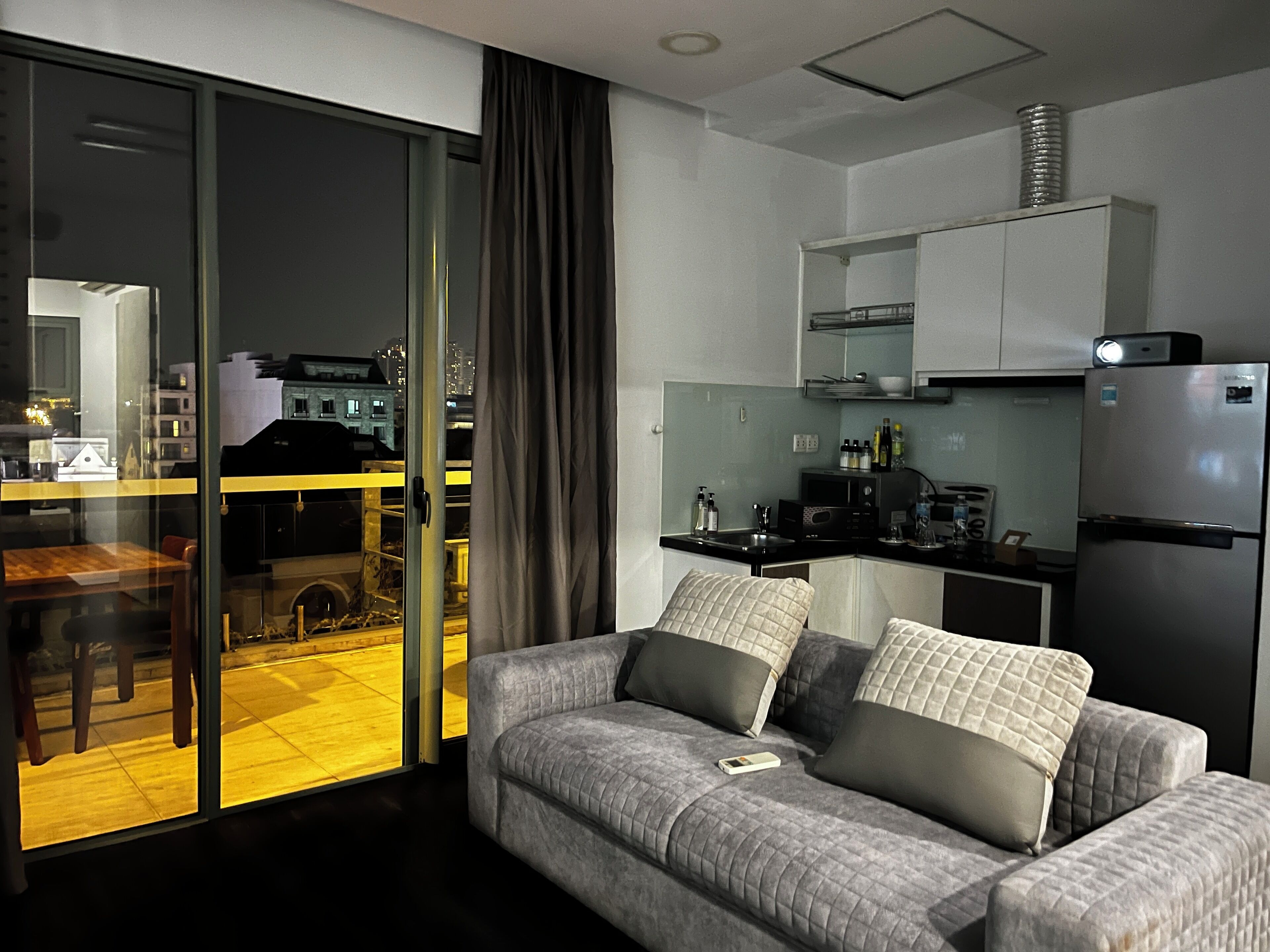 Apartment, 1 Bedroom, Balcony | Private kitchen | Fridge, stovetop, cookware/dishes/utensils