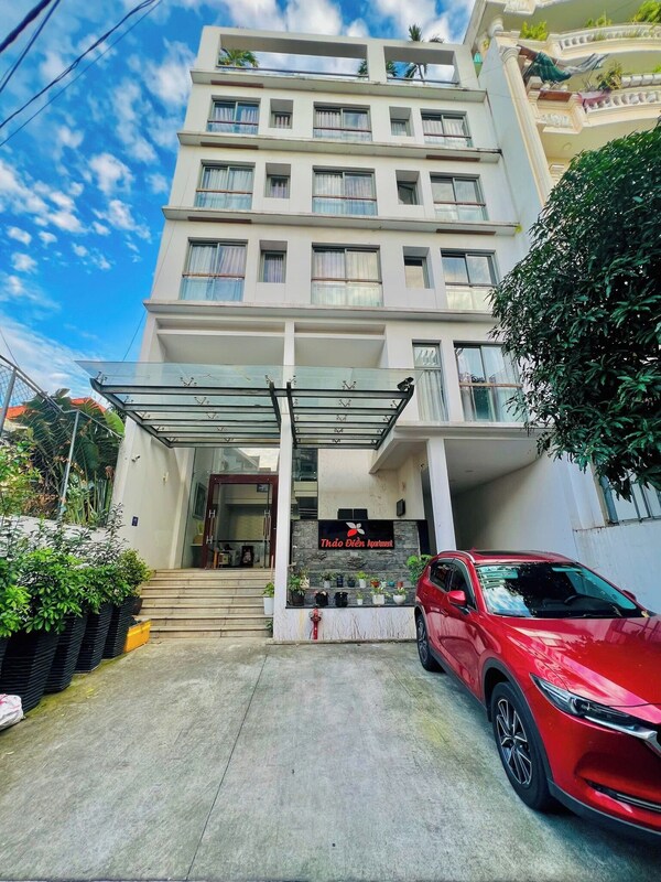 Uhouse - Melia Thao Dien Hotel & Apartment - Ho Chi Minh