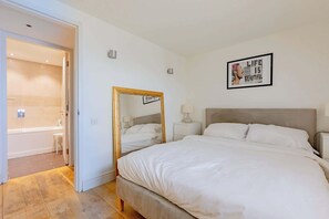 1 bedroom, iron/ironing board, internet, bed sheets