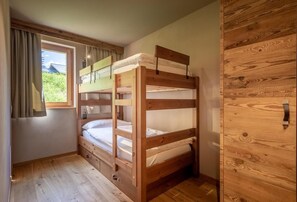 1 室のベッドルーム、WiFi、ベッドシーツ
