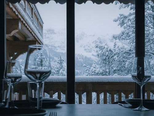 Fleur des Alpes 102 high end brand new apartment in Meribel Morel