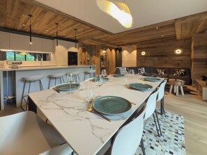 Dining - Fleur des Alpes 102 high end brand new apartment in Meribel Morel (Les Allues)