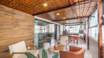 Basic Apartment | Interior