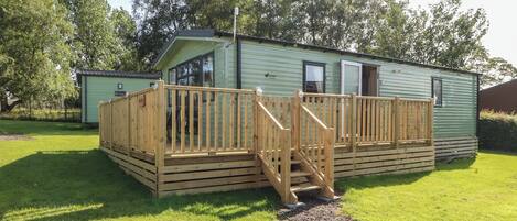 คอทเทจ | บริเวณภายนอก