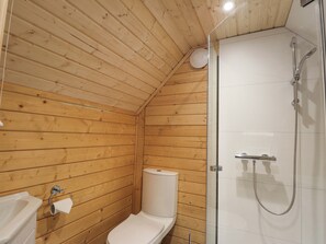 Shower - Little Luxe Lodges 2 (Kyle)