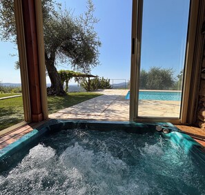 Pool - PLEN SOULEU High Standing Villa, pool,  Jacuzzi, Sauna and AirCo By Sunset (Cabris)