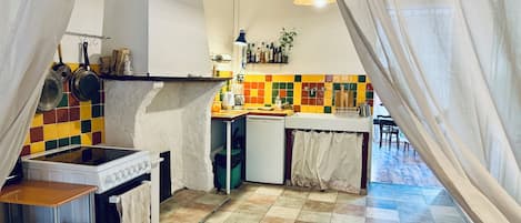 Oven, stovetop