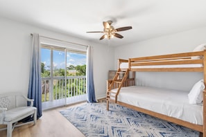 Condo familiar, 2 habitaciones, para no fumadores, vista al jardín | Decoración personalizada y muebles diferentes