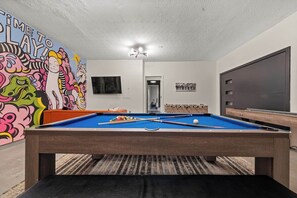House - ATL Patio Paradise Pool Hottub Theater Gmrm B-ball (Atlanta)
