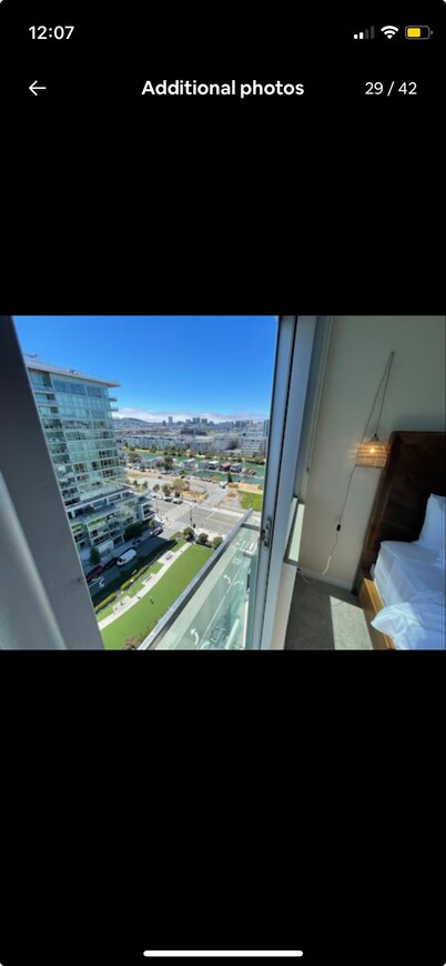 Skyline & Ocean Views I Faith-Filled SF Stay + Gym