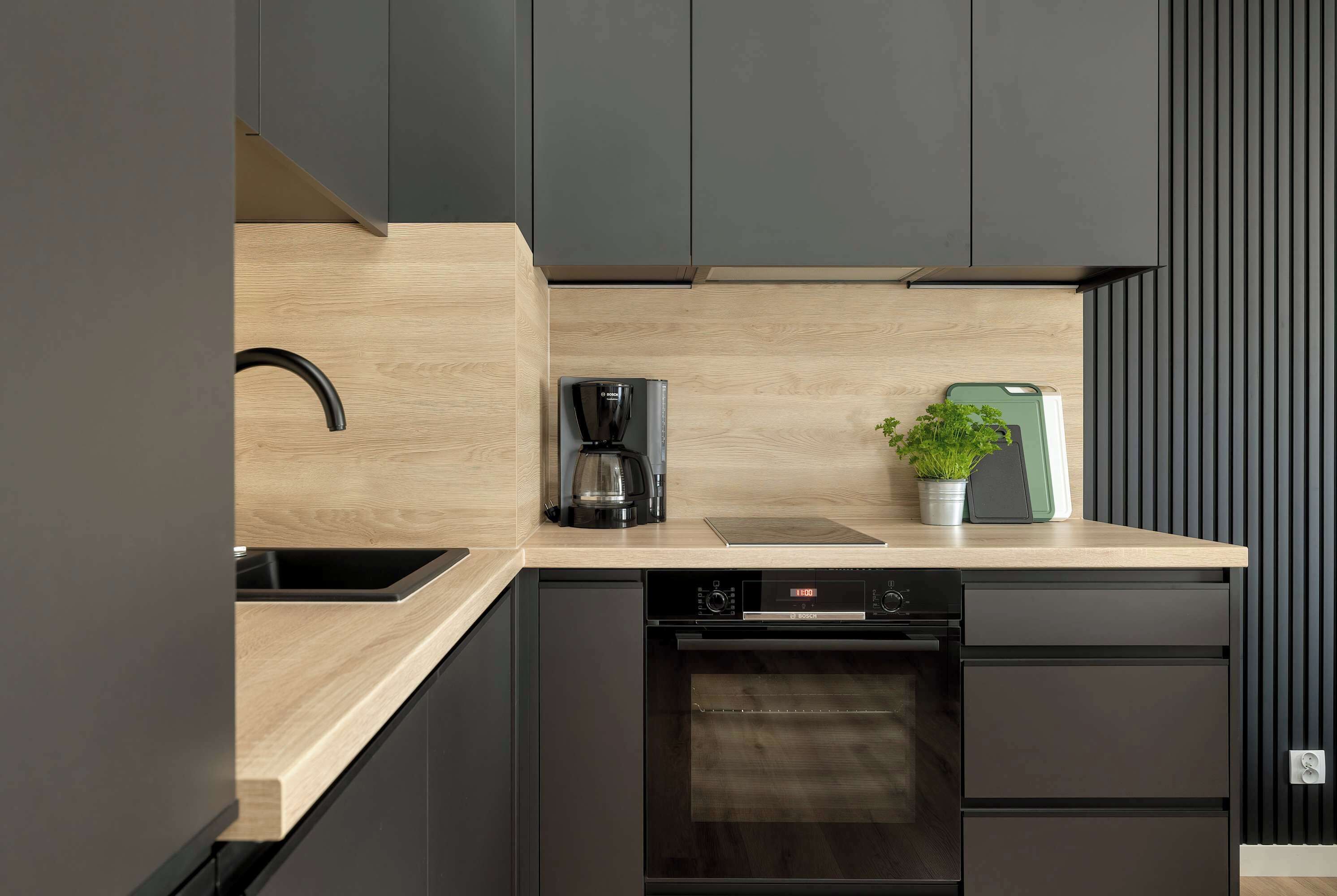 Kühlschrank, Ofen, Herdplatte, Geschirrspüler