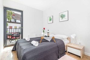 1 bedroom, iron/ironing board, travel cot, WiFi - Comfortable Apartment | Sauna, Jacuzzi and Close to the Beach (Kołobrzeg)