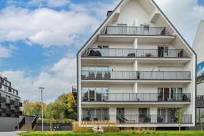 Exterior - Lwowska 12B | Kołobrzeg | Bright Apartment | Sauna & Jacuzzi (Kołobrzeg)