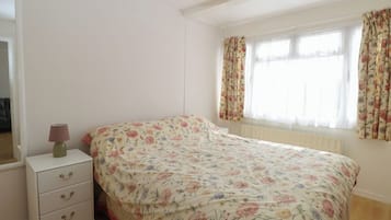 2 bedrooms, individually decorated, individually furnished