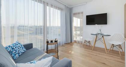 Cozy Studio | Pool and Gym | Close to the Beach
