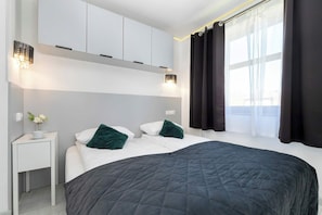 2 dormitorios, tabla de planchar con plancha, wifi y ropa de cama