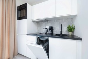 Frigorífic, forn, placa de cuina i rentaplats