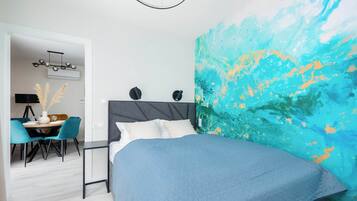 1 bedroom, iron/ironing board, travel cot, WiFi