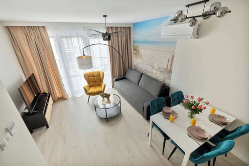 Zweistöckige Wohnung | 300 m zum Strand, Parkplatz, Balkon