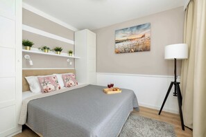 1 bedroom, iron/ironing board, WiFi, bed sheets