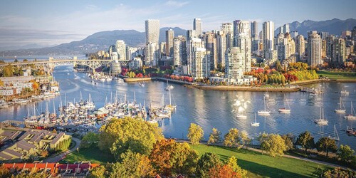 Best Location in Downtown Vancouver!