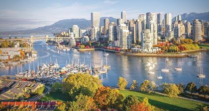 Best Location in Downtown Vancouver!