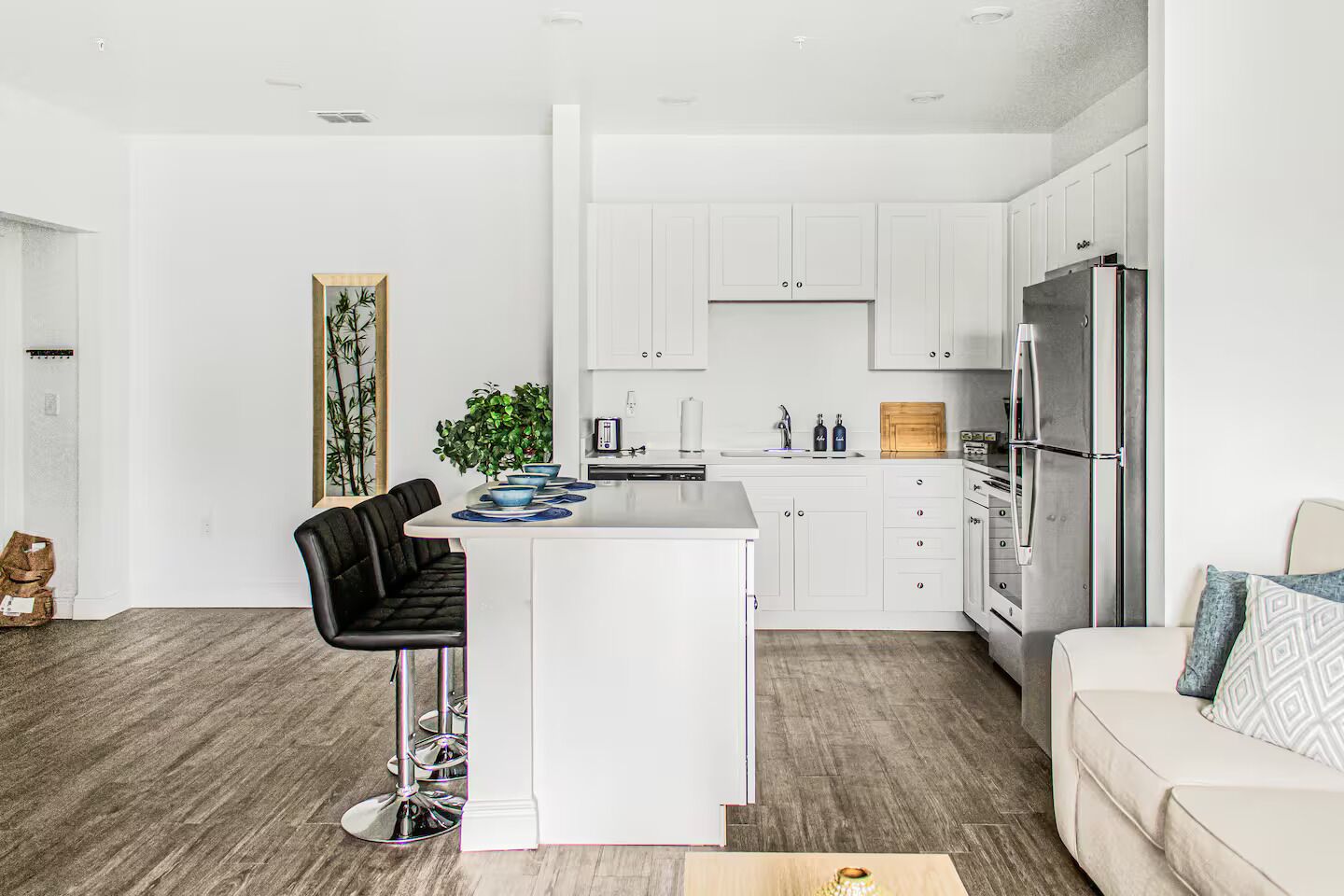 Mikrobølgeovn, ovn, kogeplade, opvaskemaskine