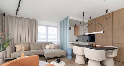 Al. Kijowska 5 | Air Conditioned Apartment | Desk