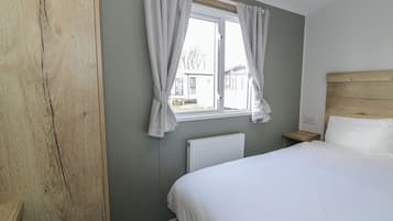 3 bedrooms, individually decorated, individually furnished, free WiFi