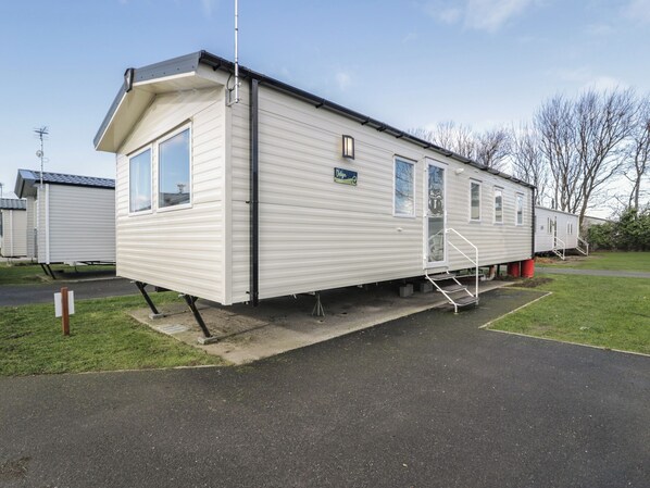 Exterior - Lido Silver Plus 111 (Prestatyn)