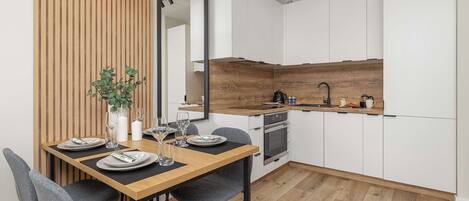 Réfrigérateur, four, plaque de cuisson, lave-vaisselle