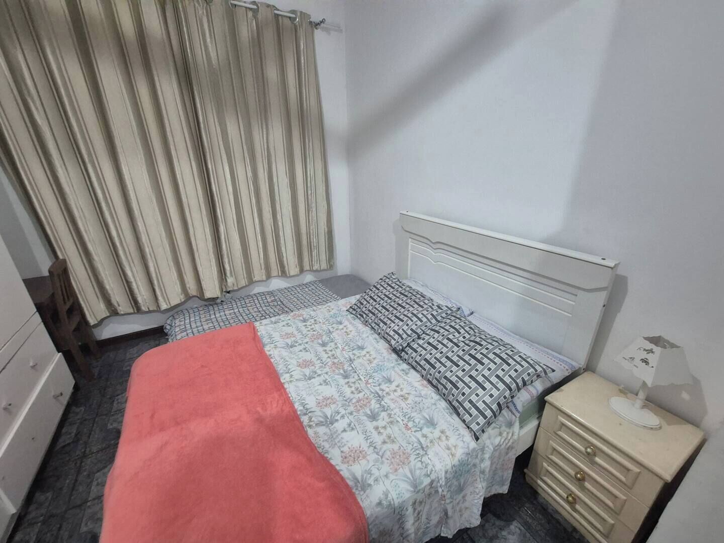 1 多间卧室、WiFi