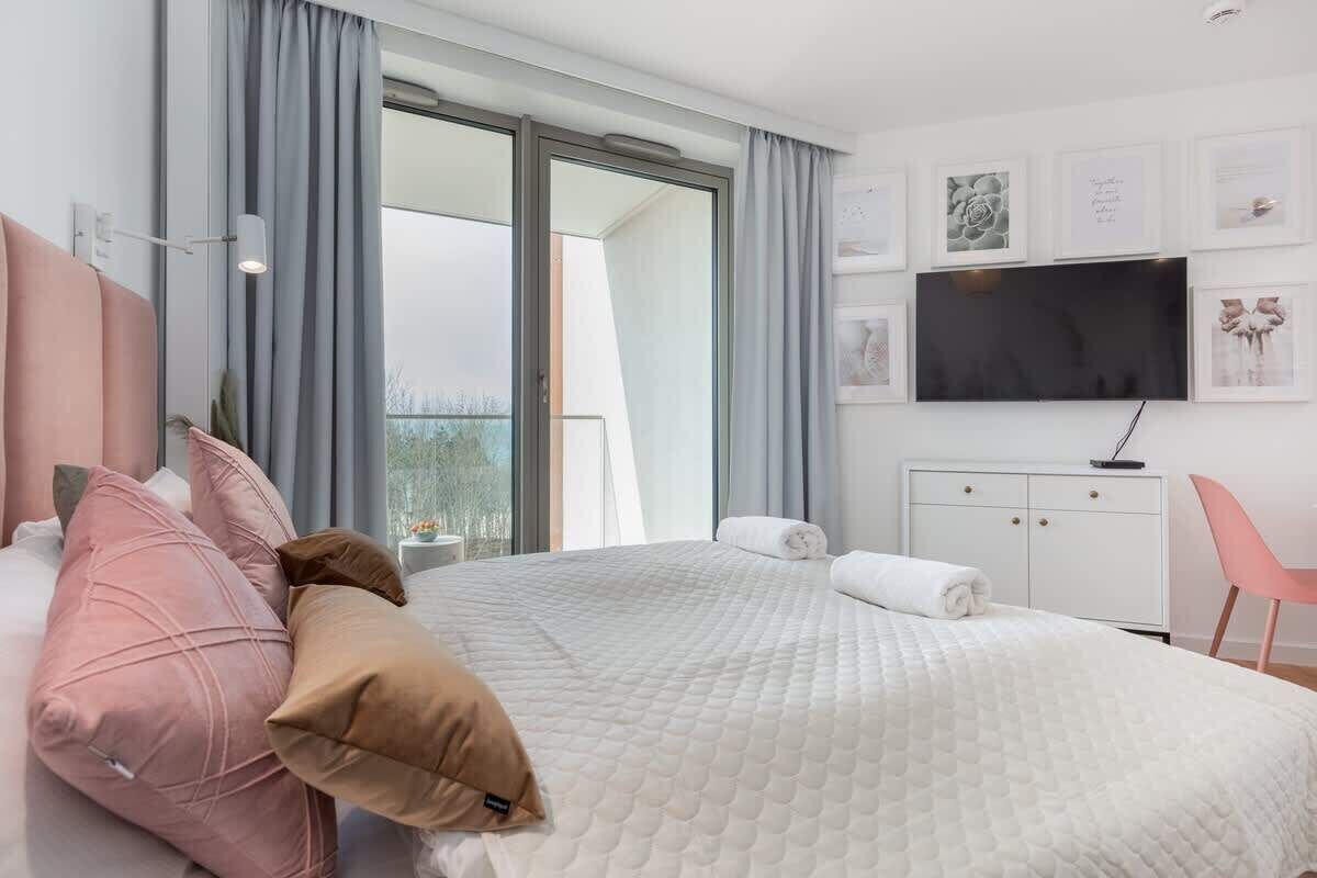 Bügeleisen/Bügelbrett, Reisekinderbett, WLAN, Bettwäsche