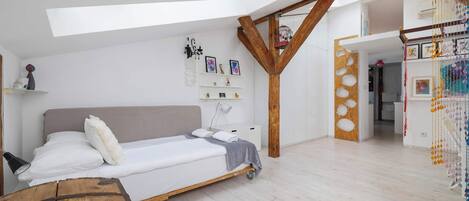 Desk, iron/ironing board, travel crib, WiFi