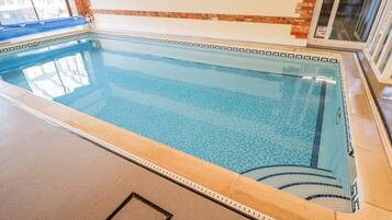 Cottage | Pool | Indoor pool