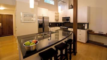 Microwave, oven, stovetop, dishwasher