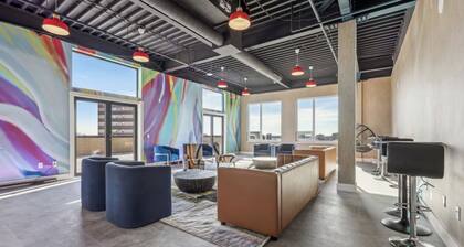 Chic 1BR Apt w/ WiFi + Parking, AC in lovely East Orange