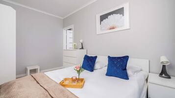 1 bedroom, iron/ironing board, travel crib, WiFi