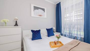 1 bedroom, iron/ironing board, travel crib, WiFi