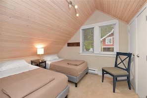 2 bedrooms, WiFi, bed sheets