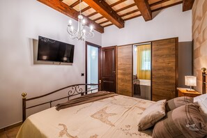 3 Schlafzimmer, Bügeleisen/Bügelbrett, Reisekinderbett, WLAN