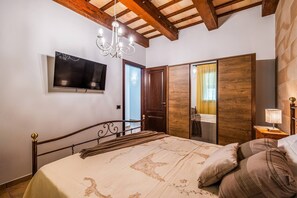 3 chambres, fer et planche Ă repasser, lit parapluie, Wi-Fi
