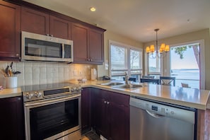 Oven, stovetop, dishwasher, coffee/tea maker
