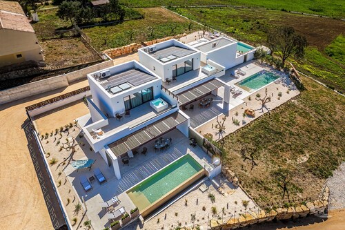 Villa Armonia: Coastal View with Private Pool